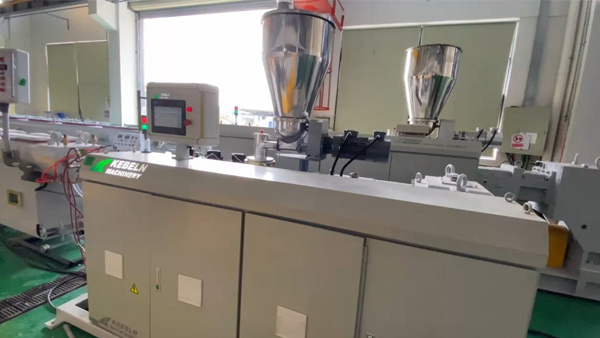 16-34mmPVC一出二管材生產(chǎn)線(xiàn)